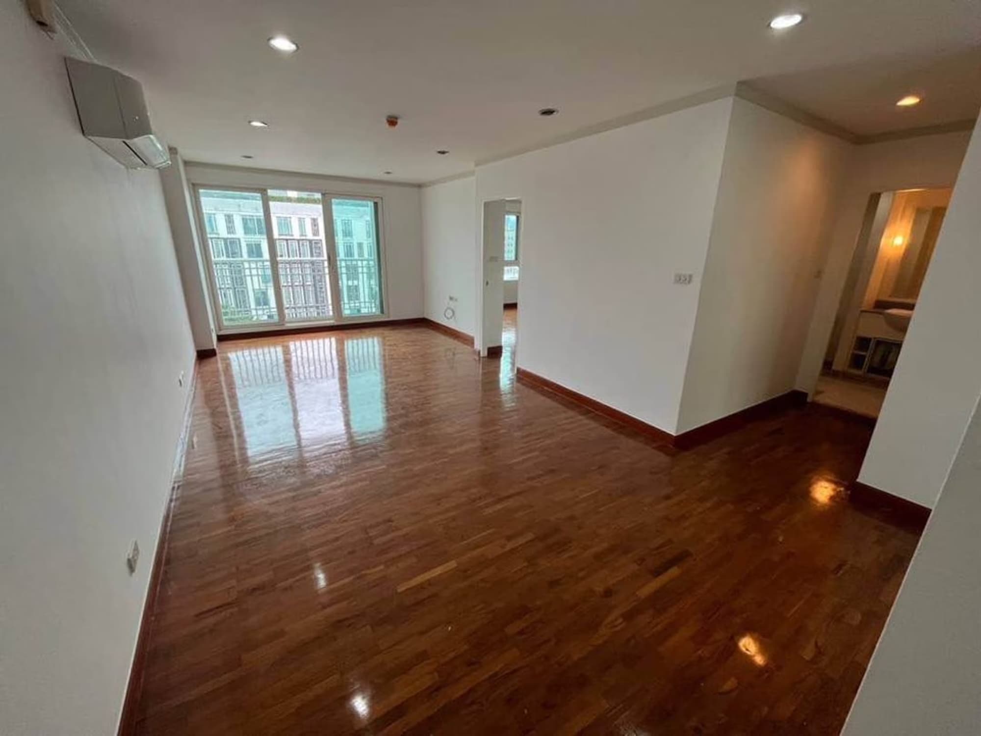 Condo for Sale at Baan Siri Sathorn - Image 6