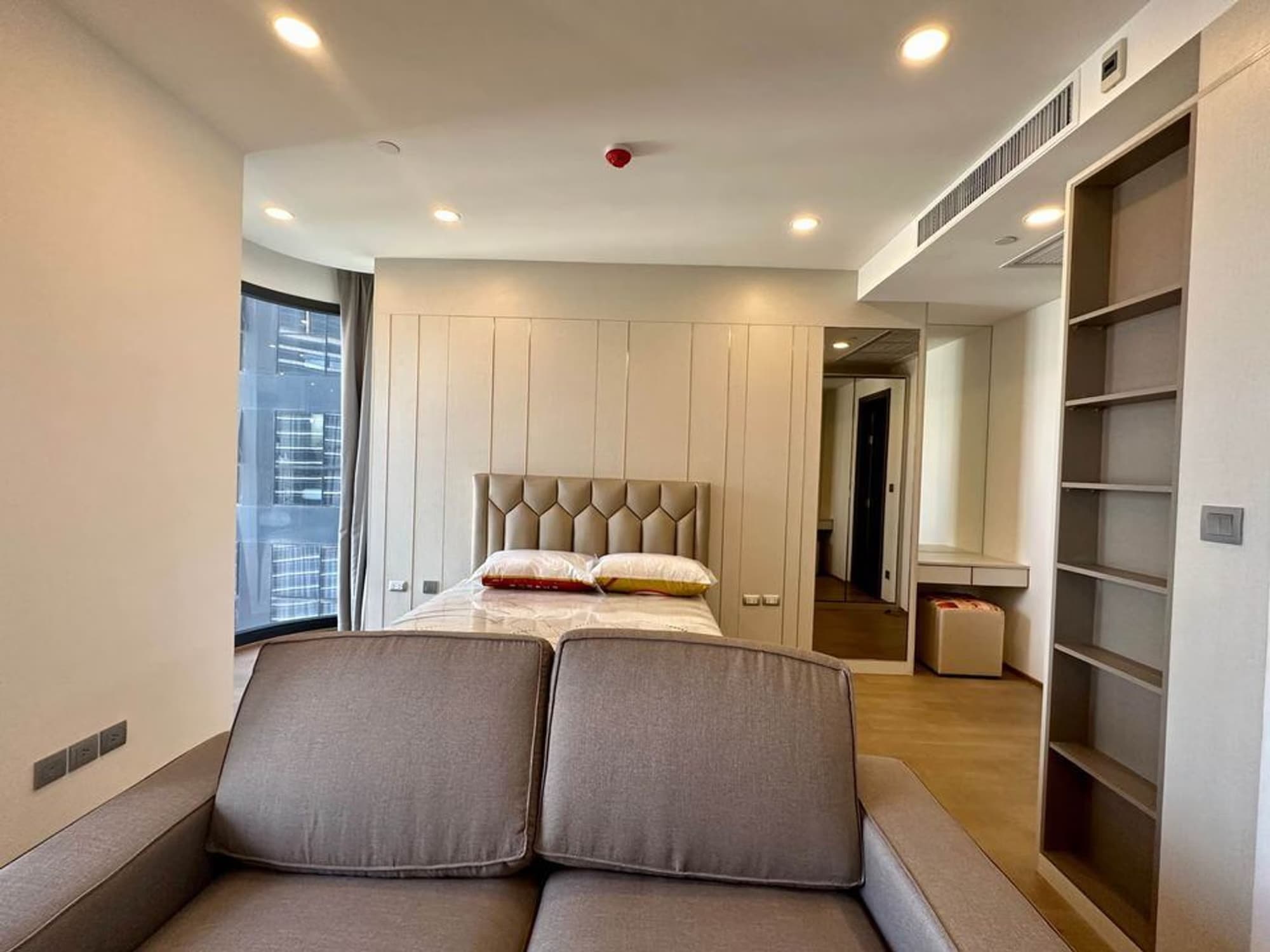 1 Bedroom Condo - Image 3