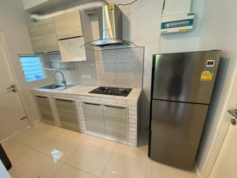 3 Bed Townhouse for Rent in Bang Phli