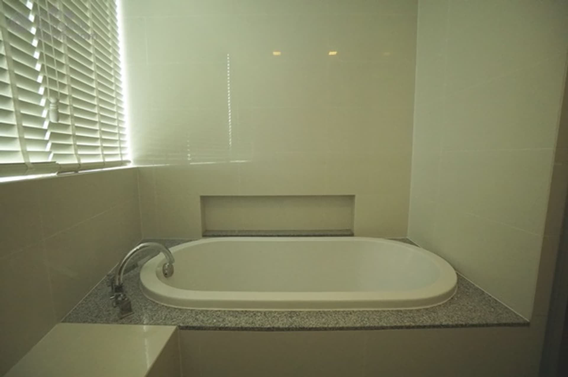 3 ห้องนอน Condo สำหรับ ขายและจำหน่าย ใกล้ Asok BTS - Image 10