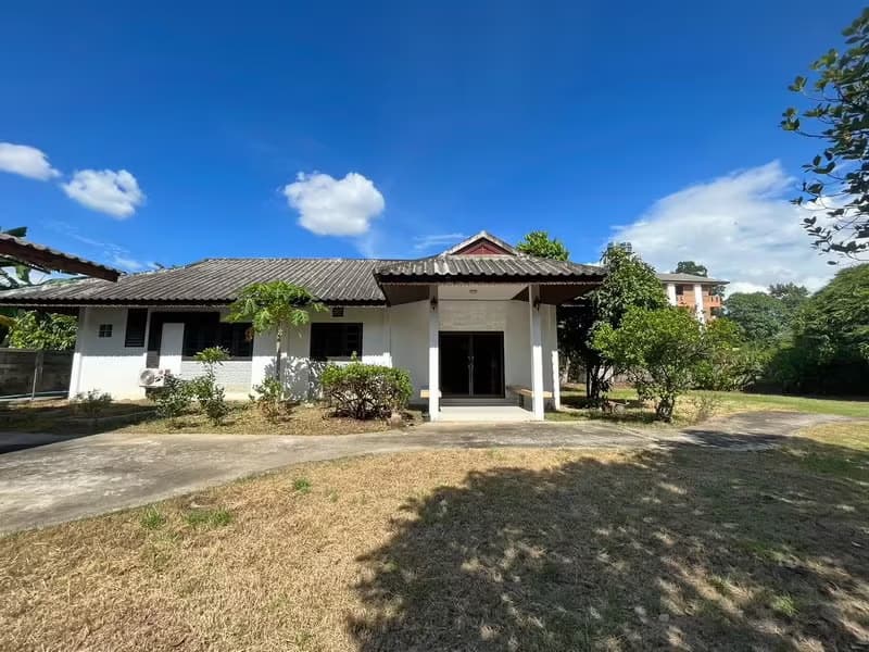 2 Bedroom House