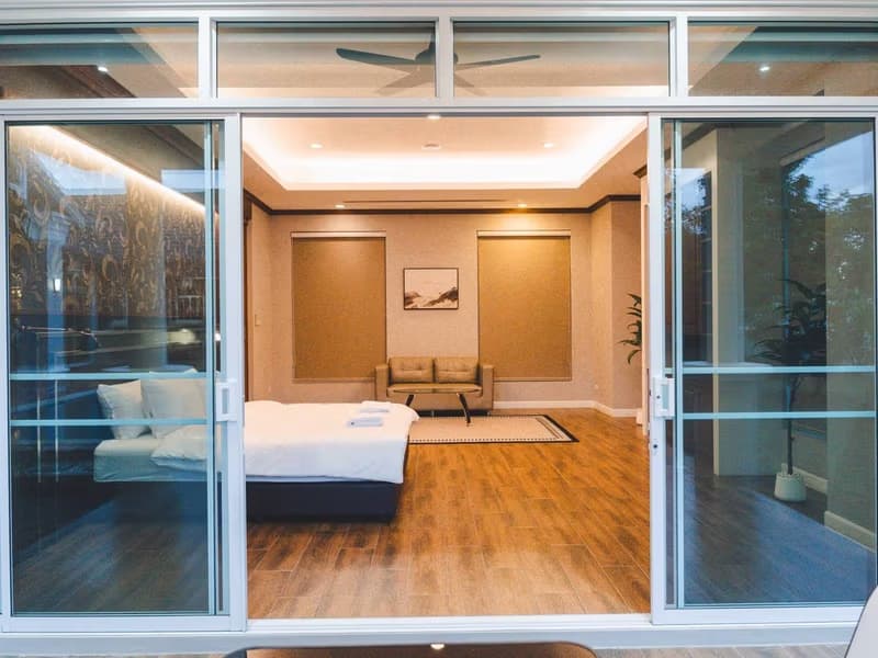 5 Bed House for Sale in San Kamphaeng District