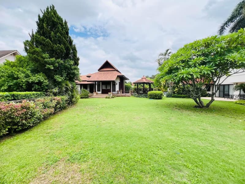 5 Bed House for Sale in Hang Dong