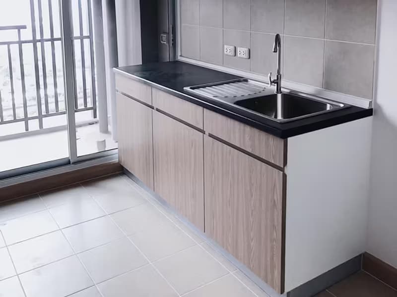 1 Bedroom Condo