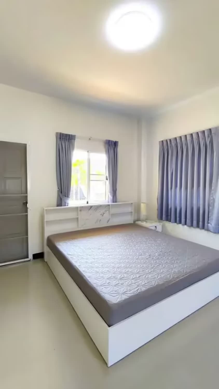 3 Bedroom House - Image 6
