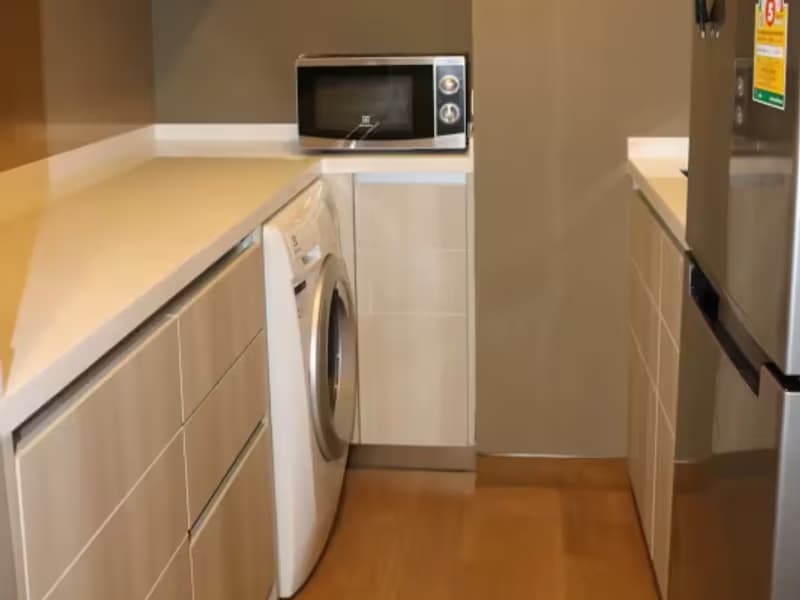 2 Bedroom Condo for Rent at The Lumpini 24