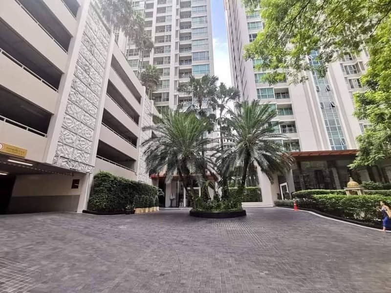 1 Bed Condo for Sale  Near Chit Lom BTS