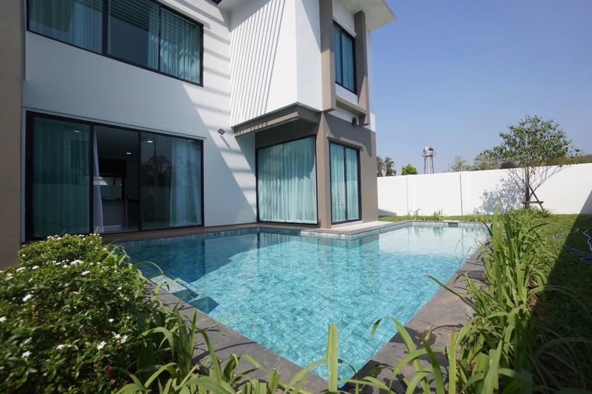 Pool Villa for Sale in Chang Phueak, Mueang Chiang Mai.   - Image 1