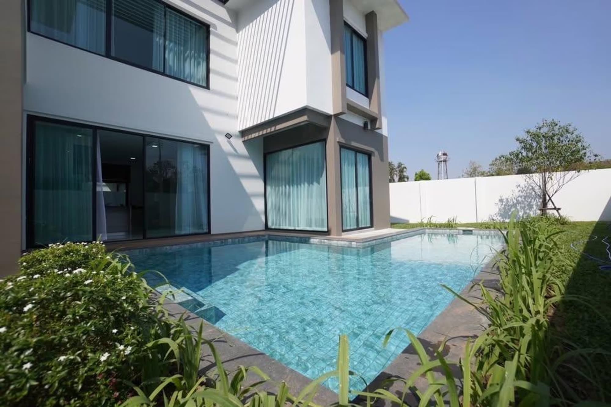 Pool Villa for Sale in Chang Phueak, Mueang Chiang Mai.   - Image 1