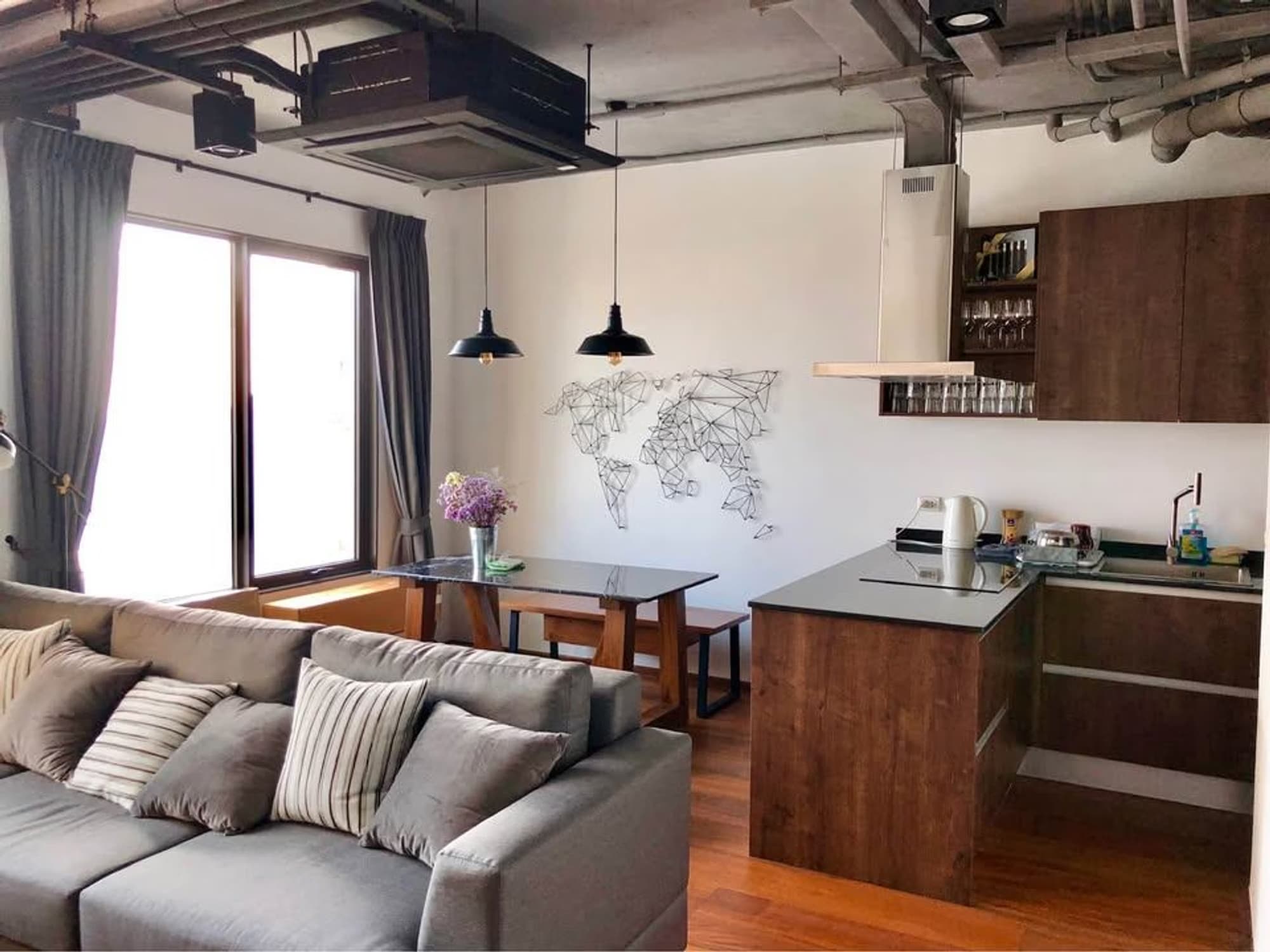 1 Bed Condo for Rent in Ratchathewi - Image 2