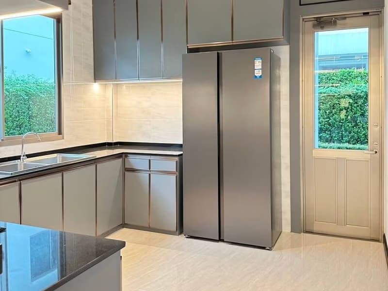 4 Bed House for Rent and Sale in Lat Krabang