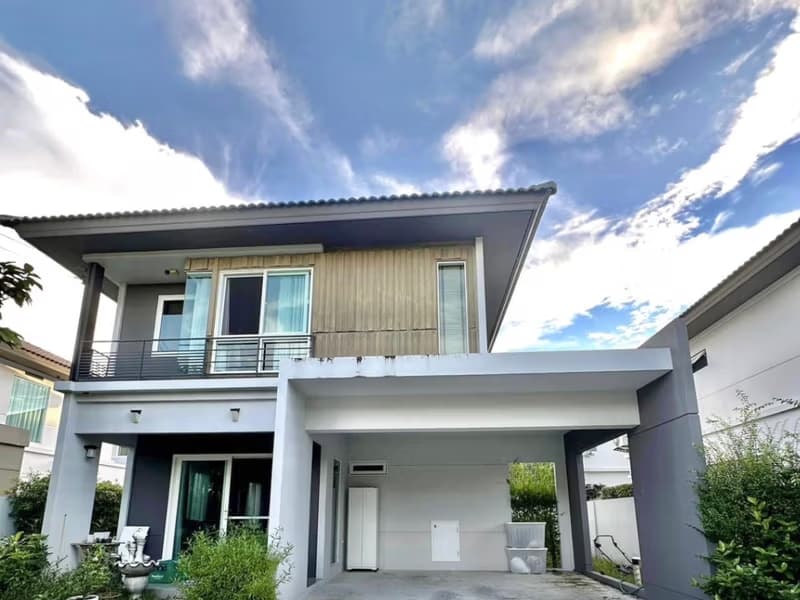3 Bed House for Rent in San Kamphaeng