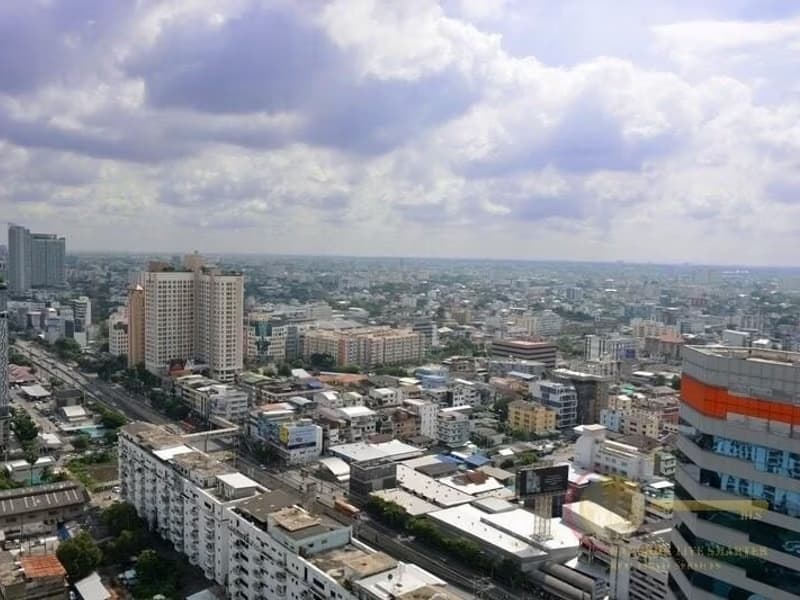 2 Bed Condo for Rent in Din Daeng