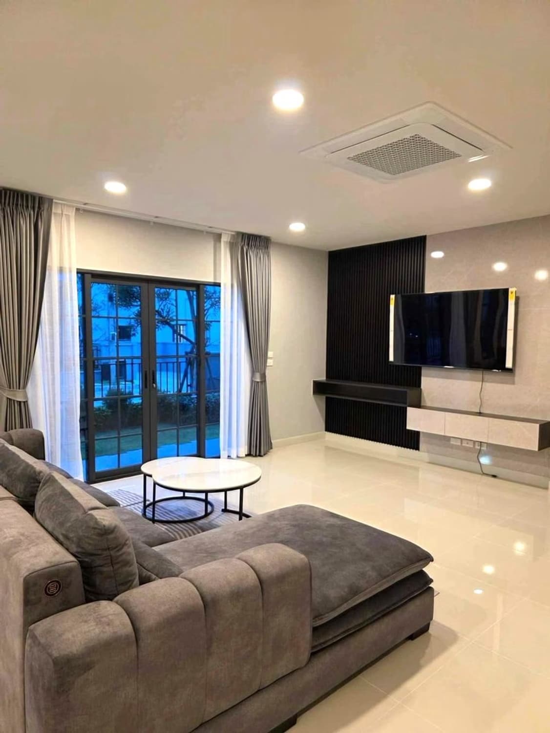 4 卧室 别墅 用于 出租 在 Bang Phli, Samut Prakan - Image 2