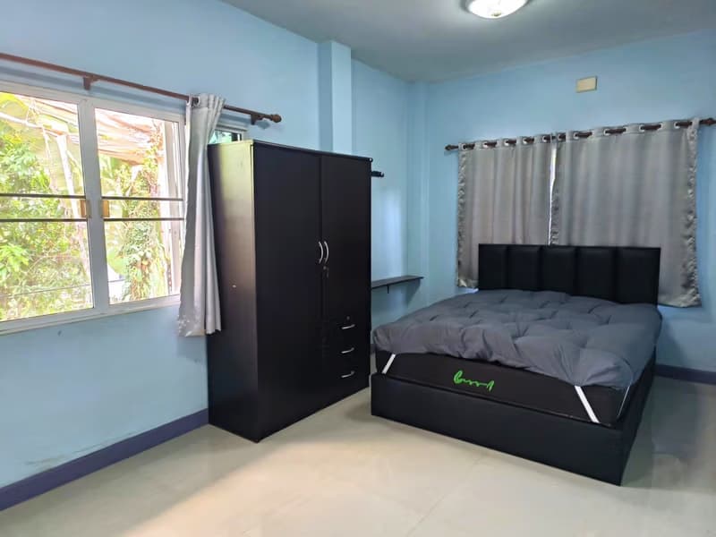 3 Bed House for Rent in Saraphi District