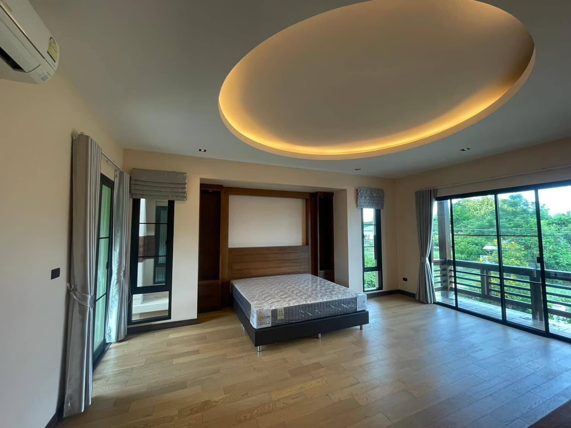 4 Bed House for Sale in อำเภอสันทราย - Image 7