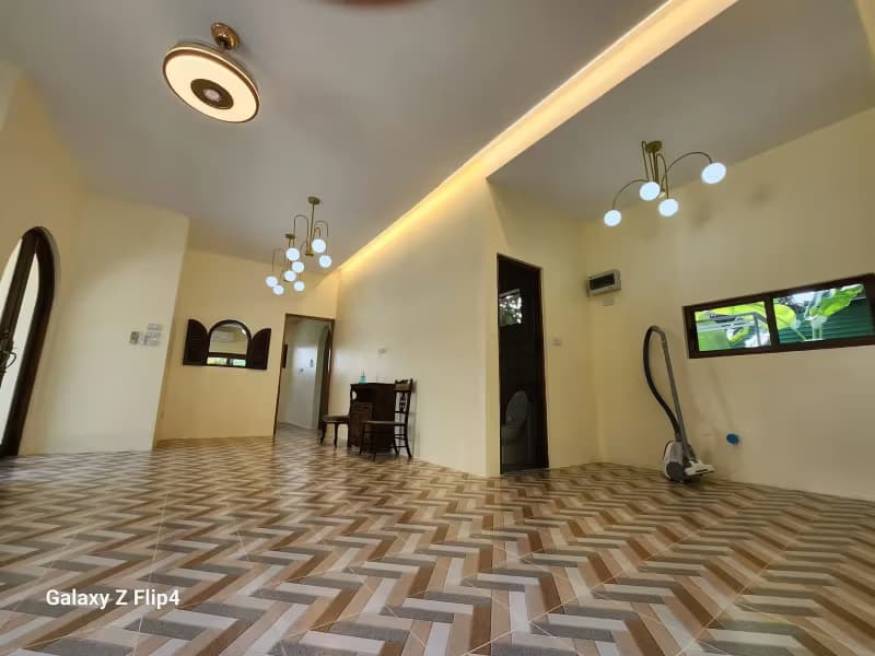 1 Bedroom House