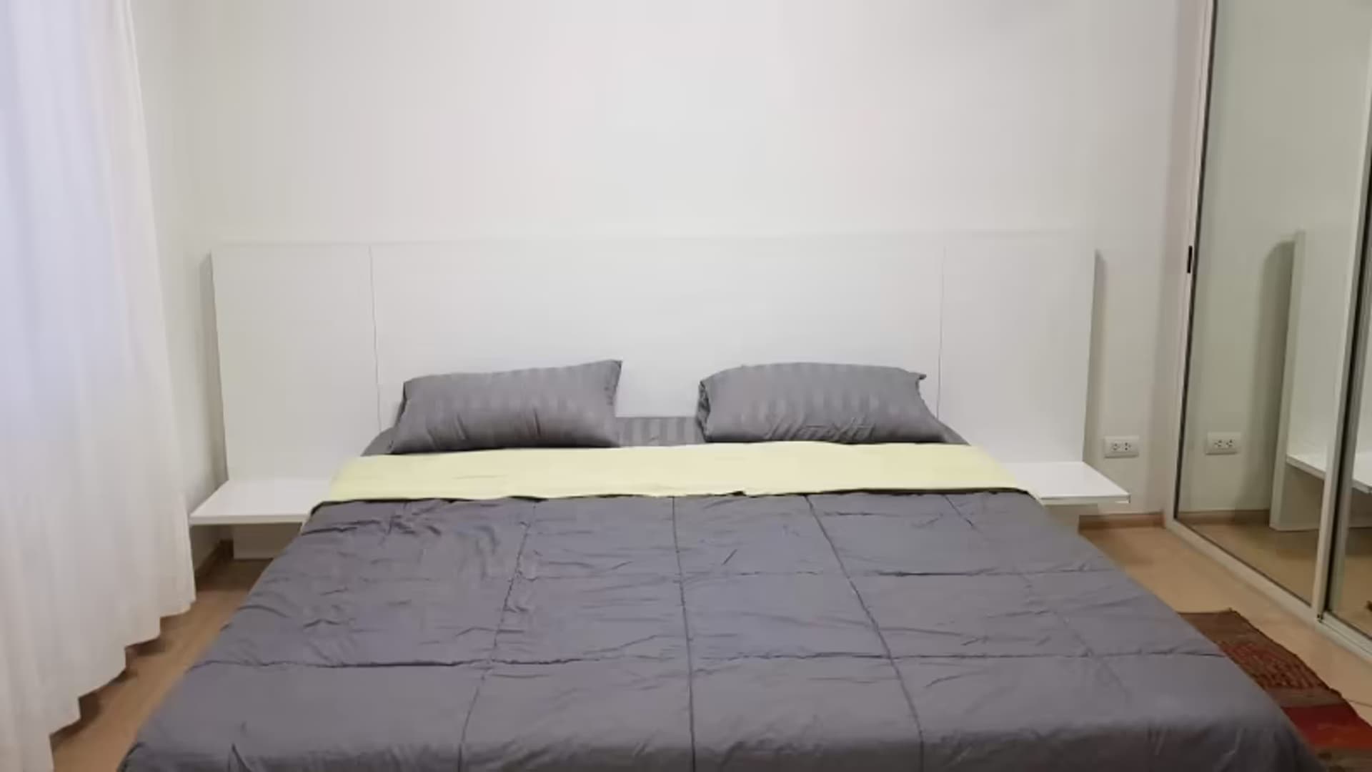 1 Bedroom Condo - Image 1