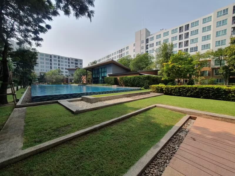 1 Bedroom Condo