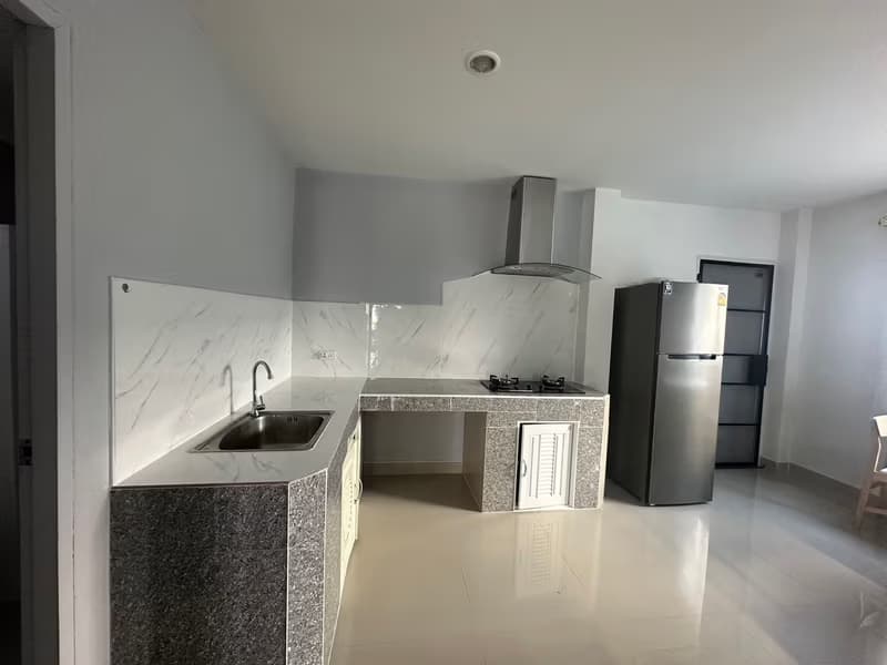 House for Rent at Baan Permsub Hang Dong