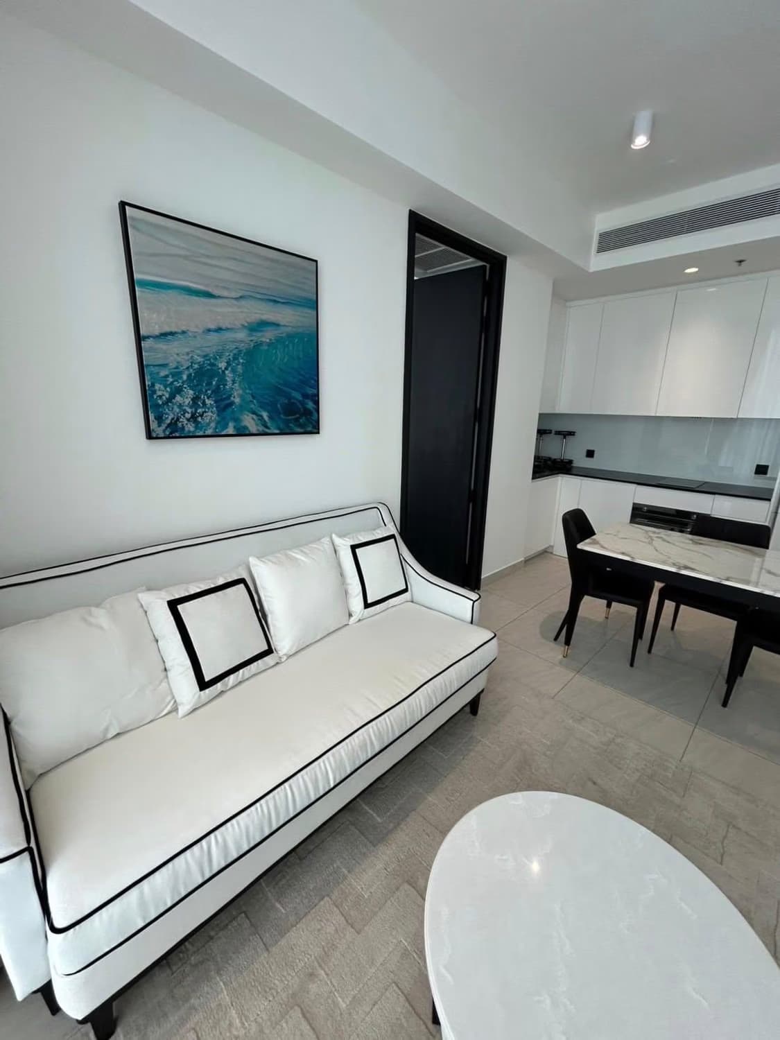 1 Bed Condo for Rent in Bang Rak - Image 9