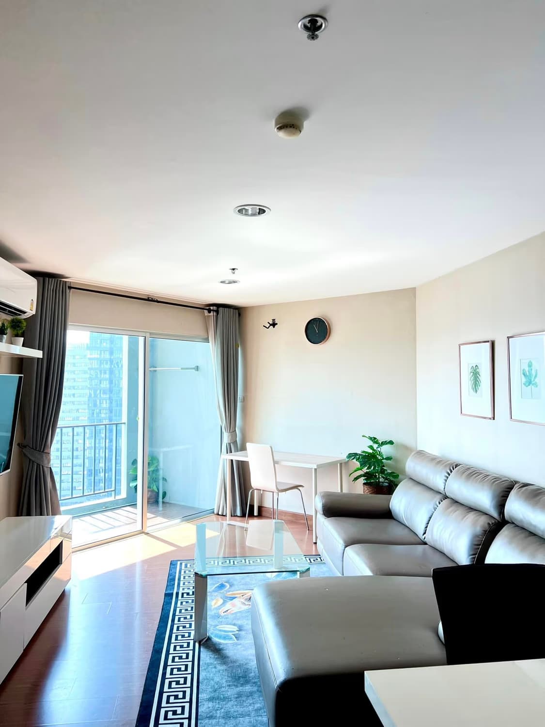 Condo for Rented at Belle Grand Rama 9 - Image 1
