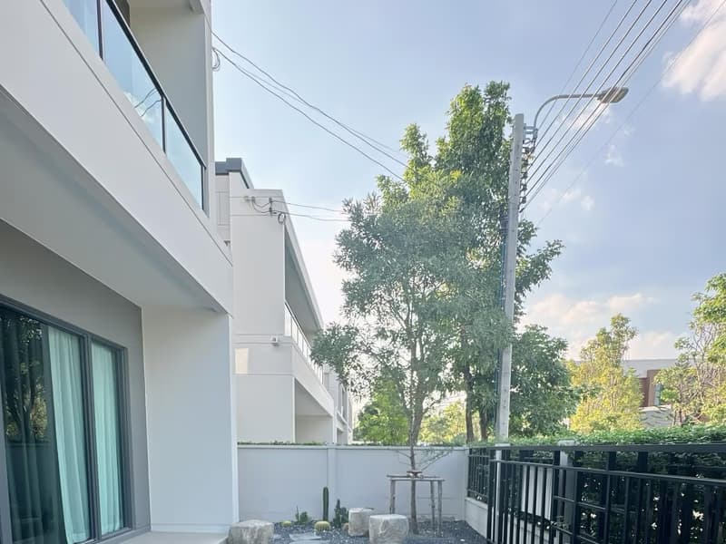Condo for Sale at Centro Bangna km.7