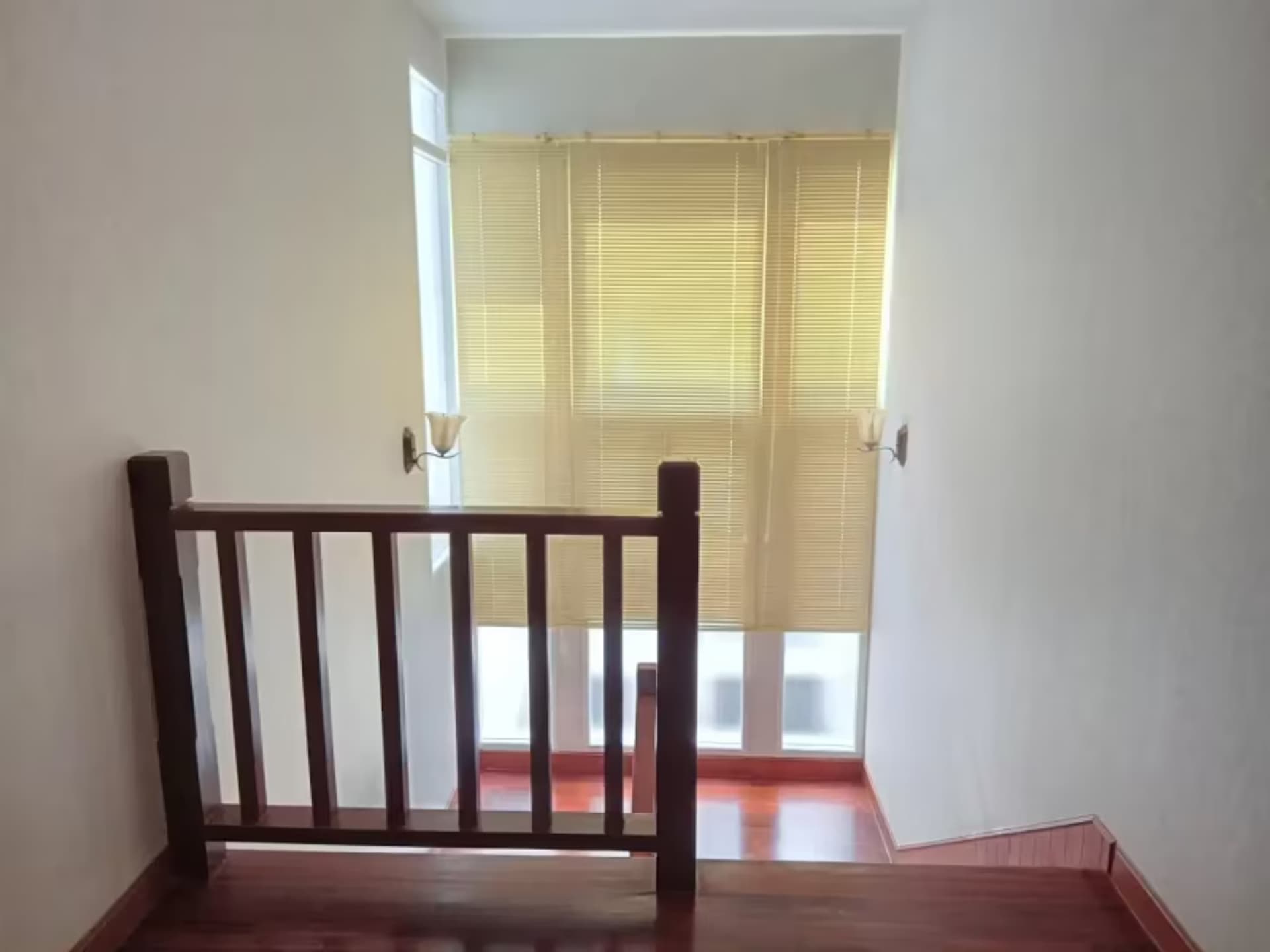 5 Bedroom House - Image 11