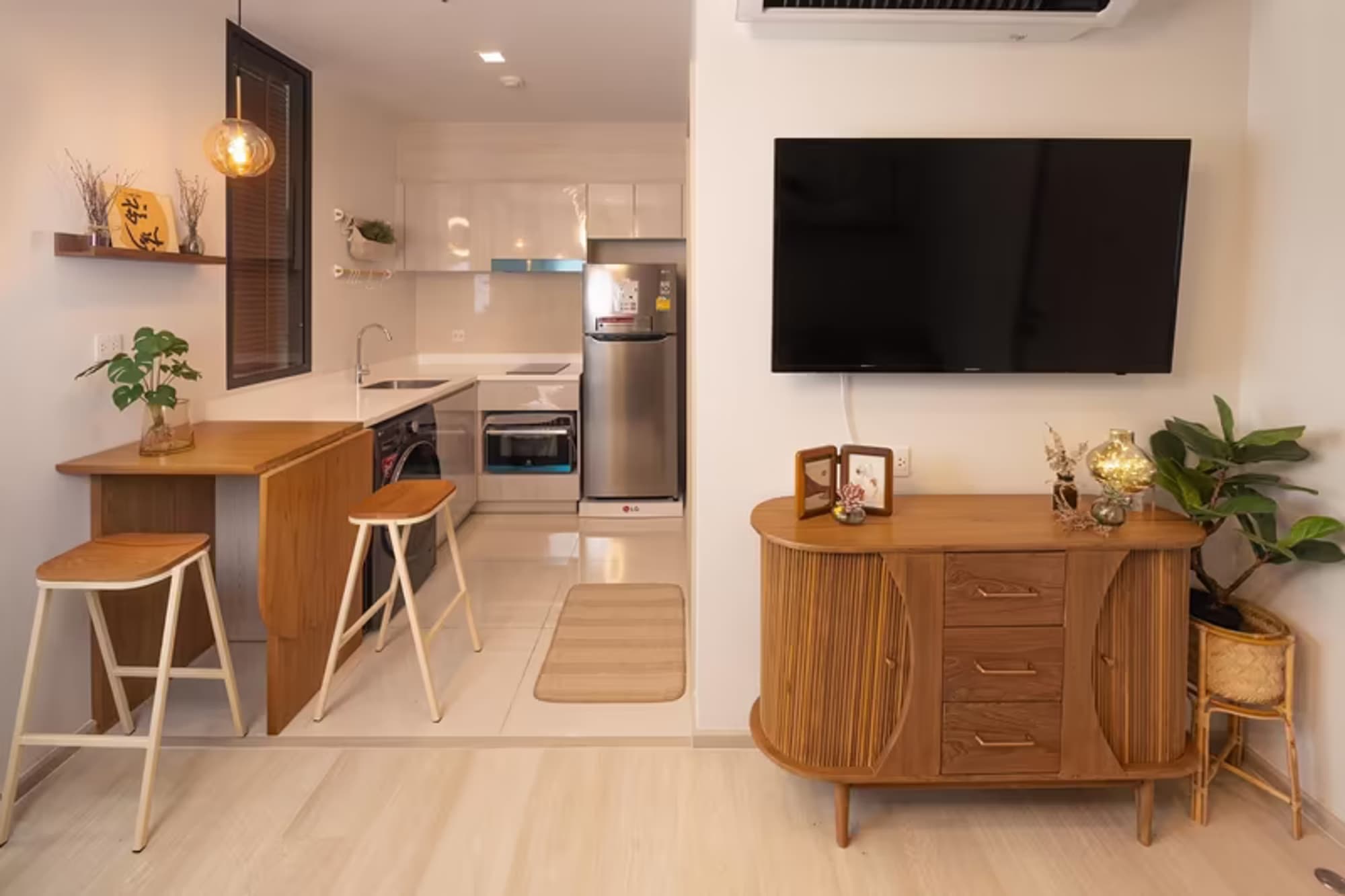 1 Bedroom Condo For Sale At Life One Wireless - Image 30