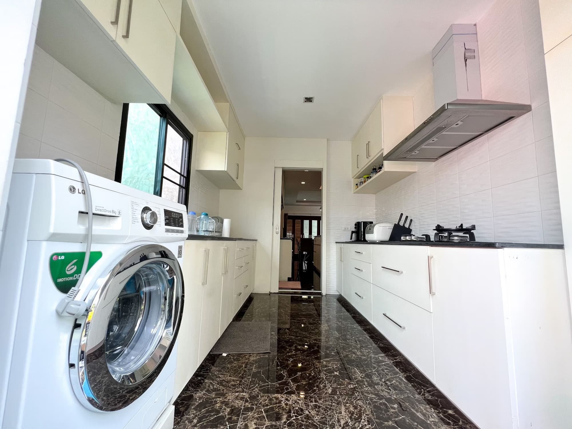 3 Bed House for Rent and Sale in Saraphi - Image 11