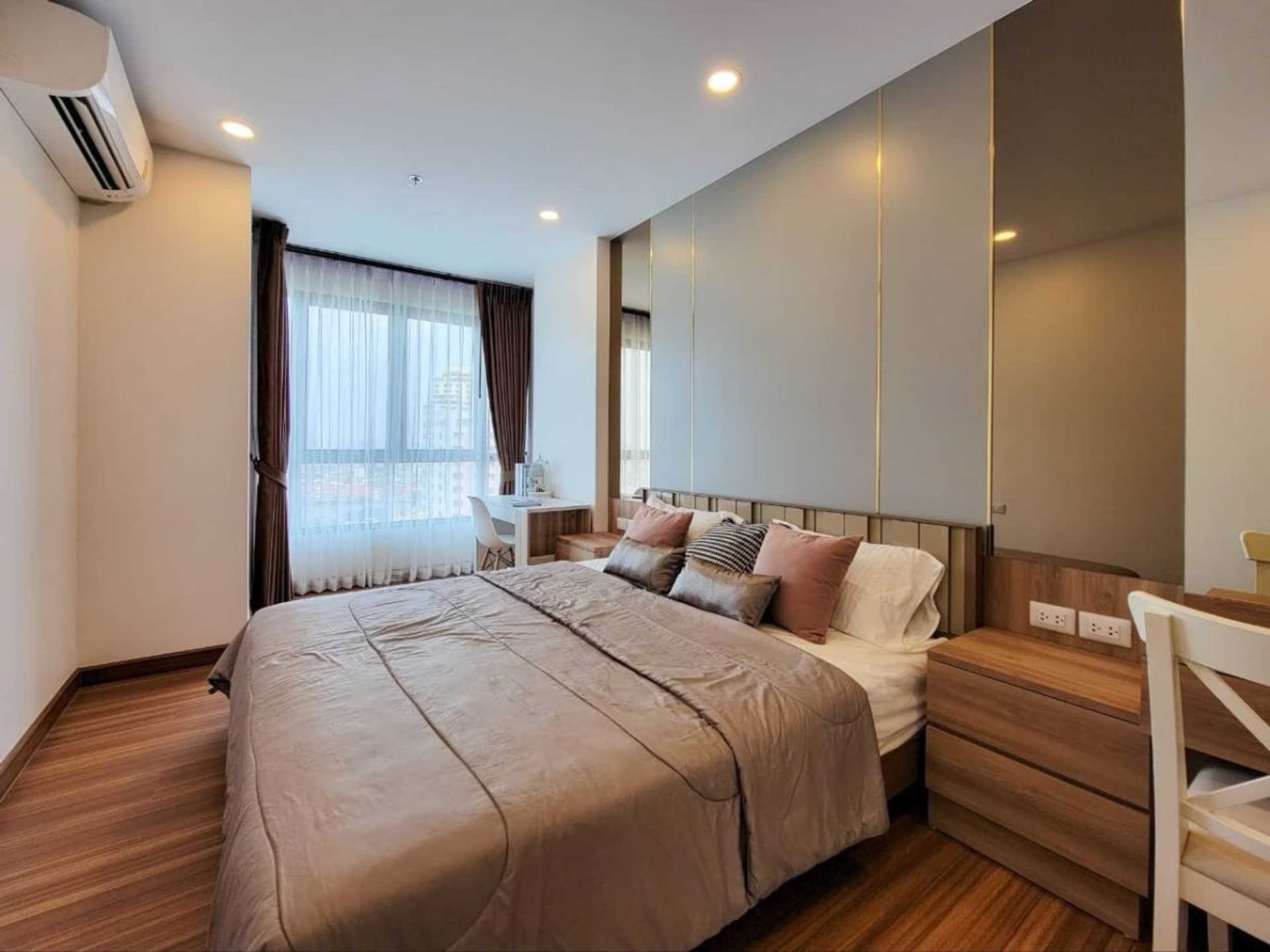 1 Bed Condo for Rent and Sale  Near Khlong San BTS - Image 10