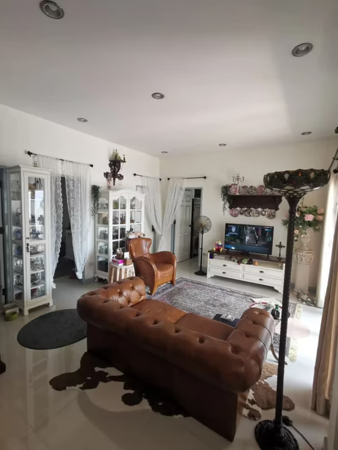3 Bedroom House - Image 11