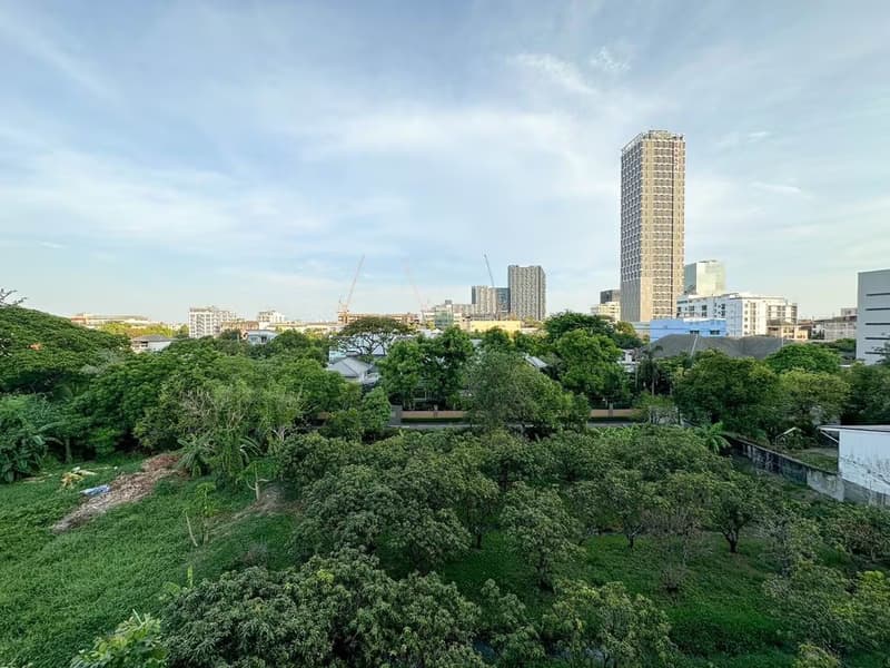 1 Bed Condo for Sale  Near On Nut BTS