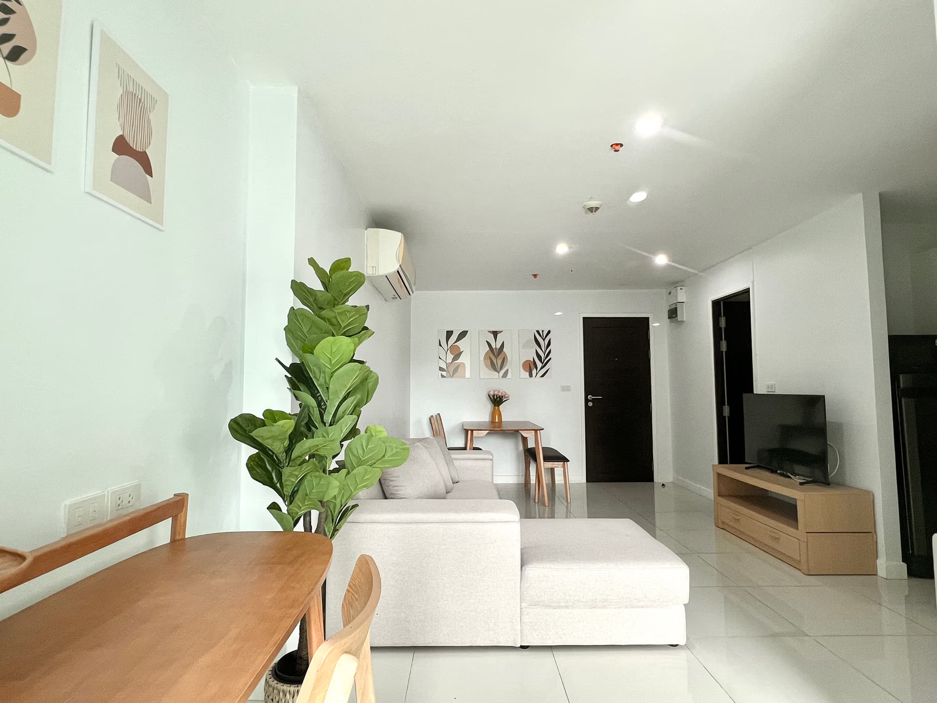 1 Bed Condo for Rent and Sale in Mueang Chiang Mai - Image 4