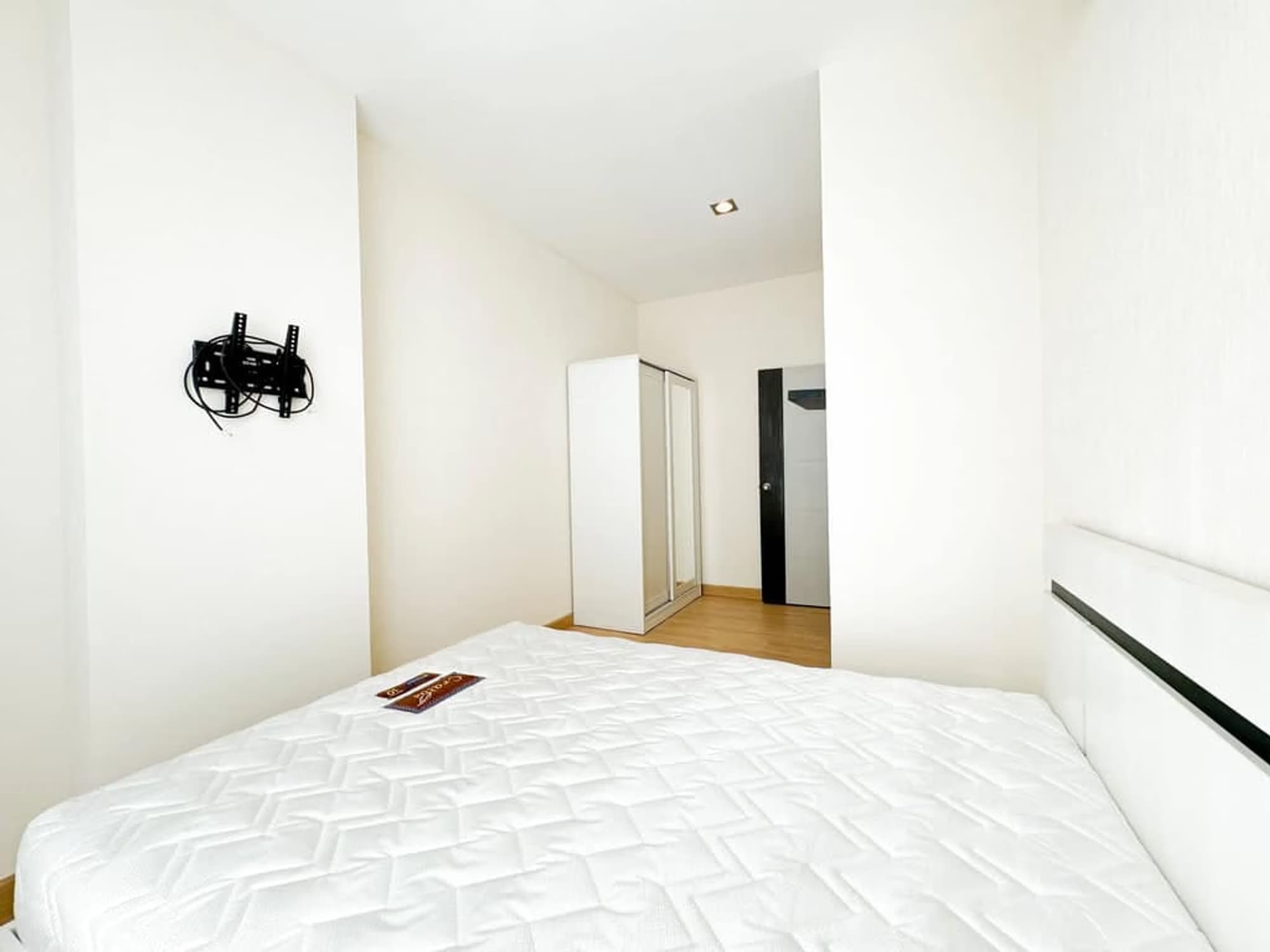 1 Bed Condo for Sale in Mueang Chiang Mai - Image 6