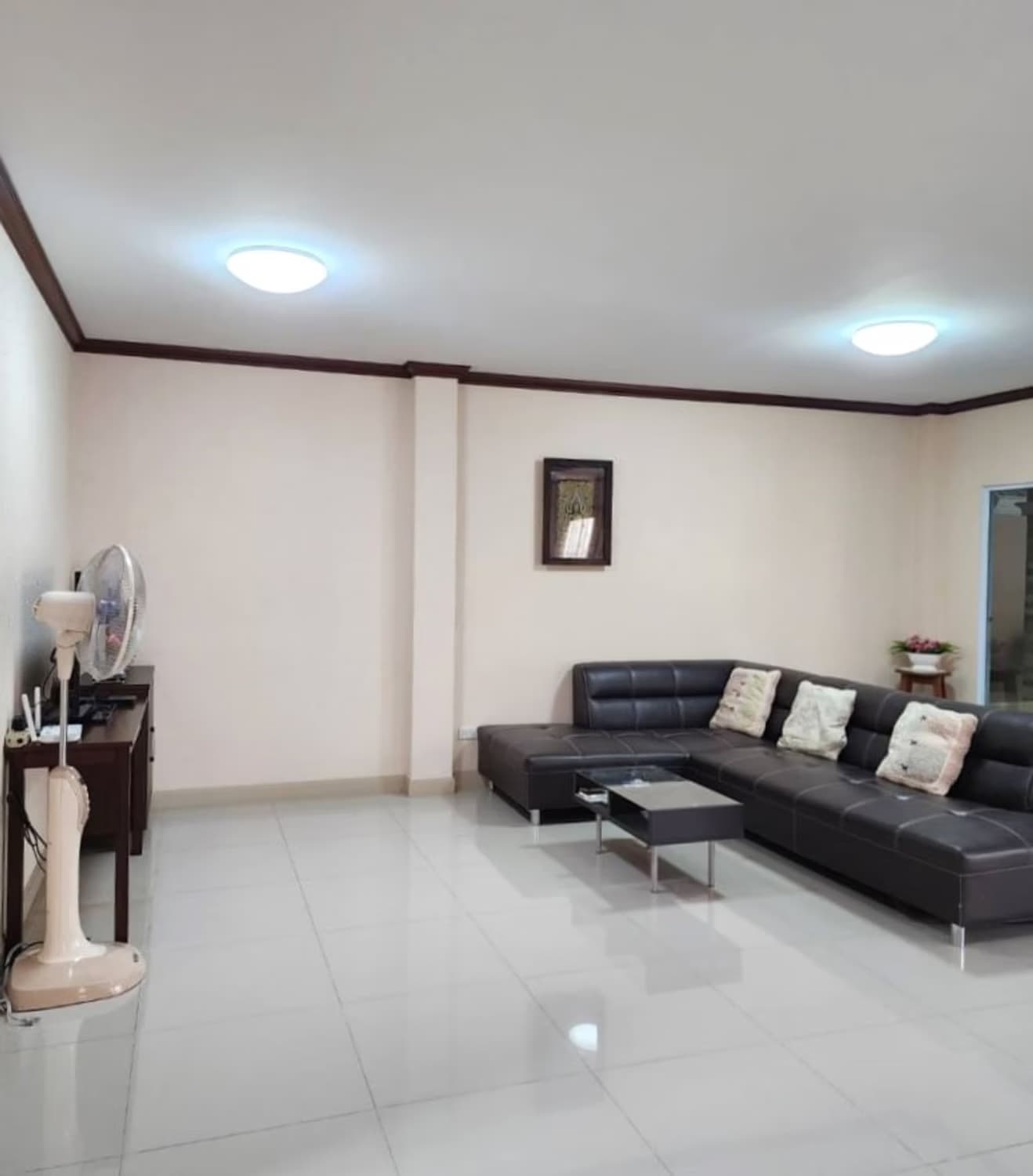 4 Bed House for Rent and Sale in San Kamphaeng District - Image 2