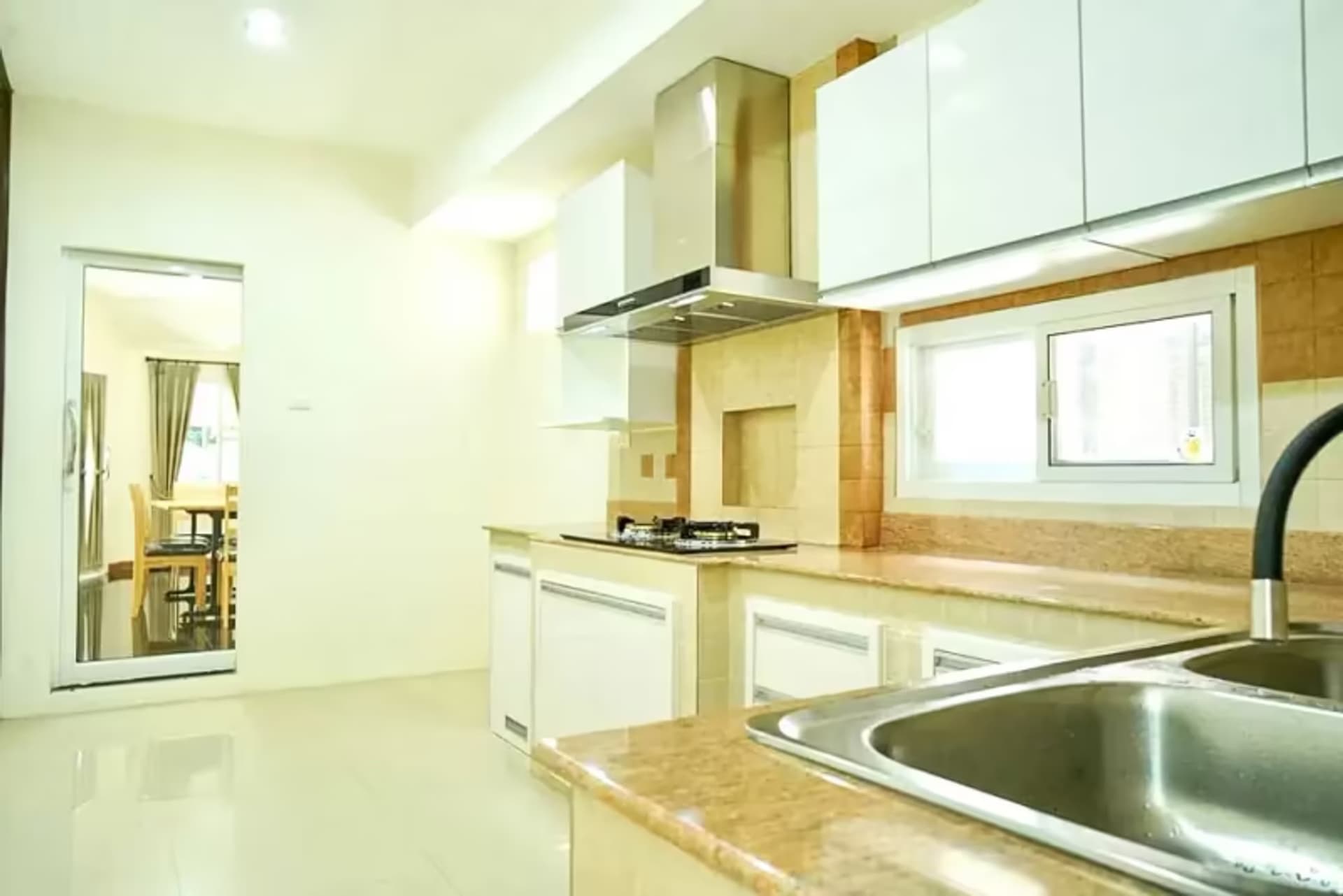 3 Bedroom House - Image 5