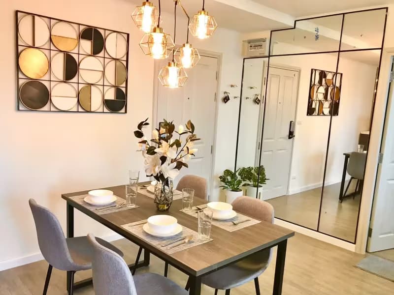 1 Bedroom Condo