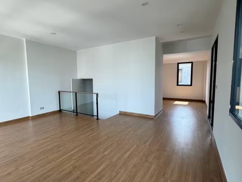 Townhouse for Rent at Baan Klang Muang Classe Sukhumvit 77