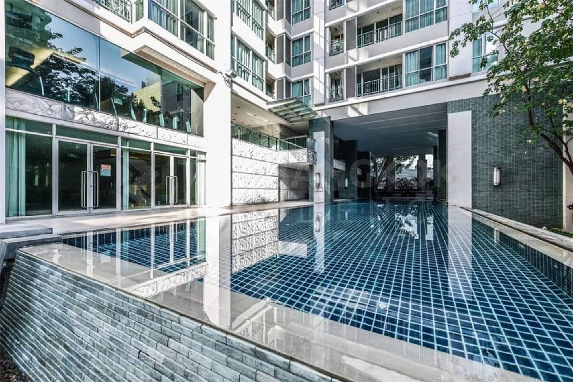 1 Bed Condo for Rent and Sale  Near Chit Lom BTS - Image 17