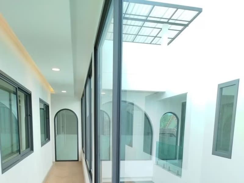 7 Bed House for Sale in San Sai District