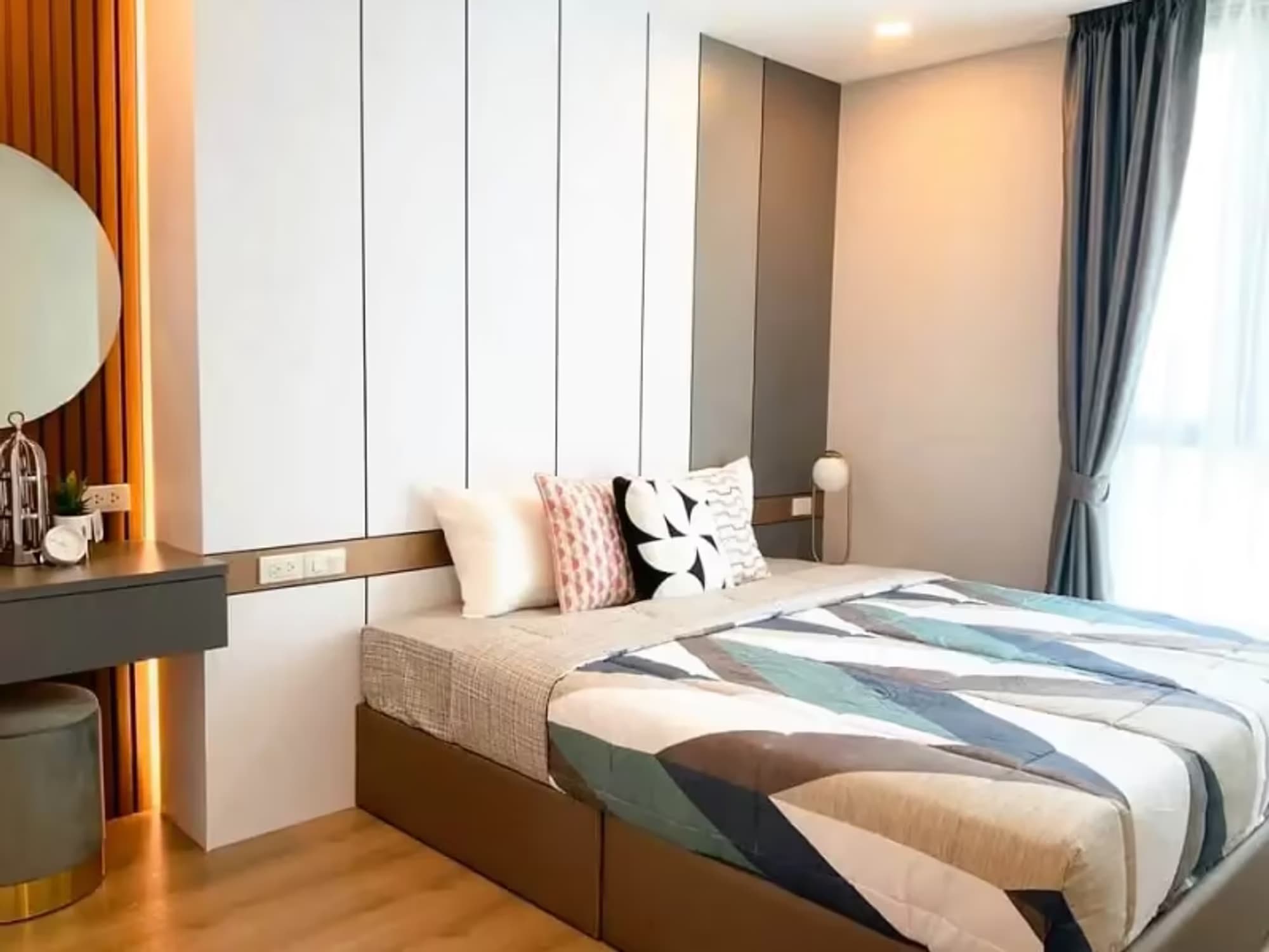 2 Bedroom Condo - Image 5
