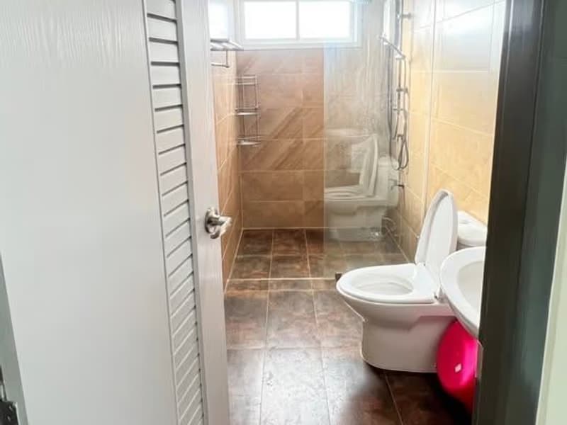 3 Bed House for Rent in Saraphi