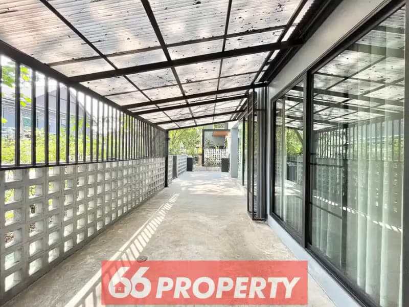 2 Bedroom House