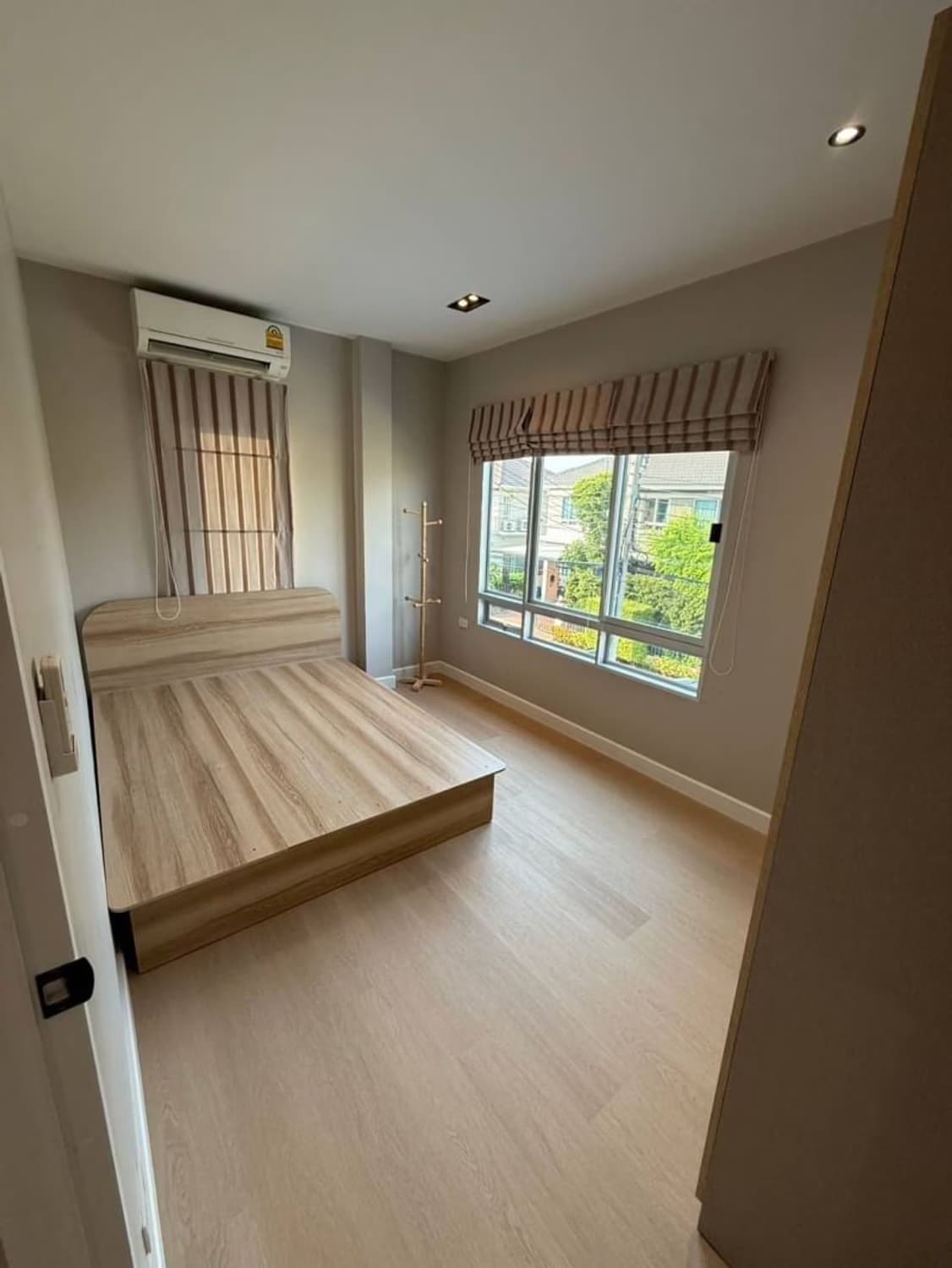 3 Bed Townhouse for Rent and Sale in Prawet - Image 12