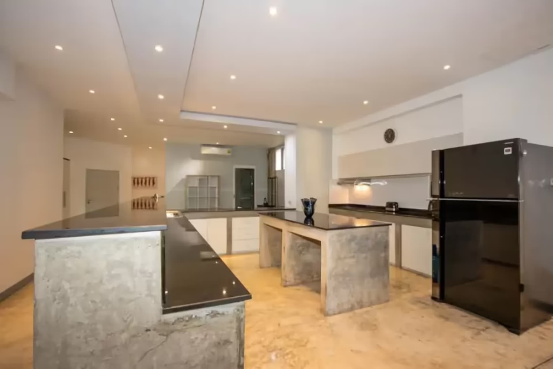3 Bedroom Condo - Image 2