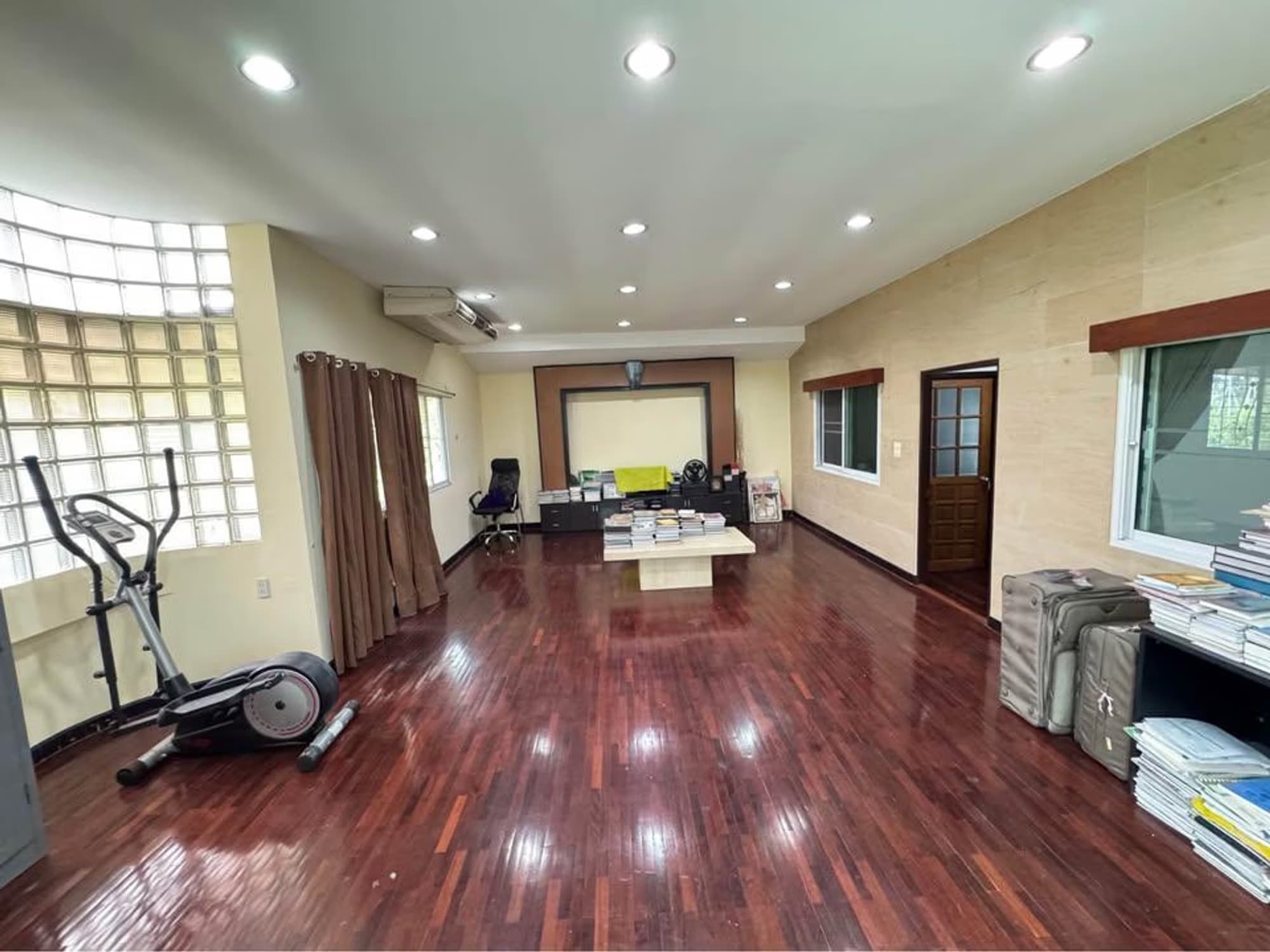 6 ห้องนอน บ้าน สำหรับ จำหน่าย ใน Suan Luang - Image 6