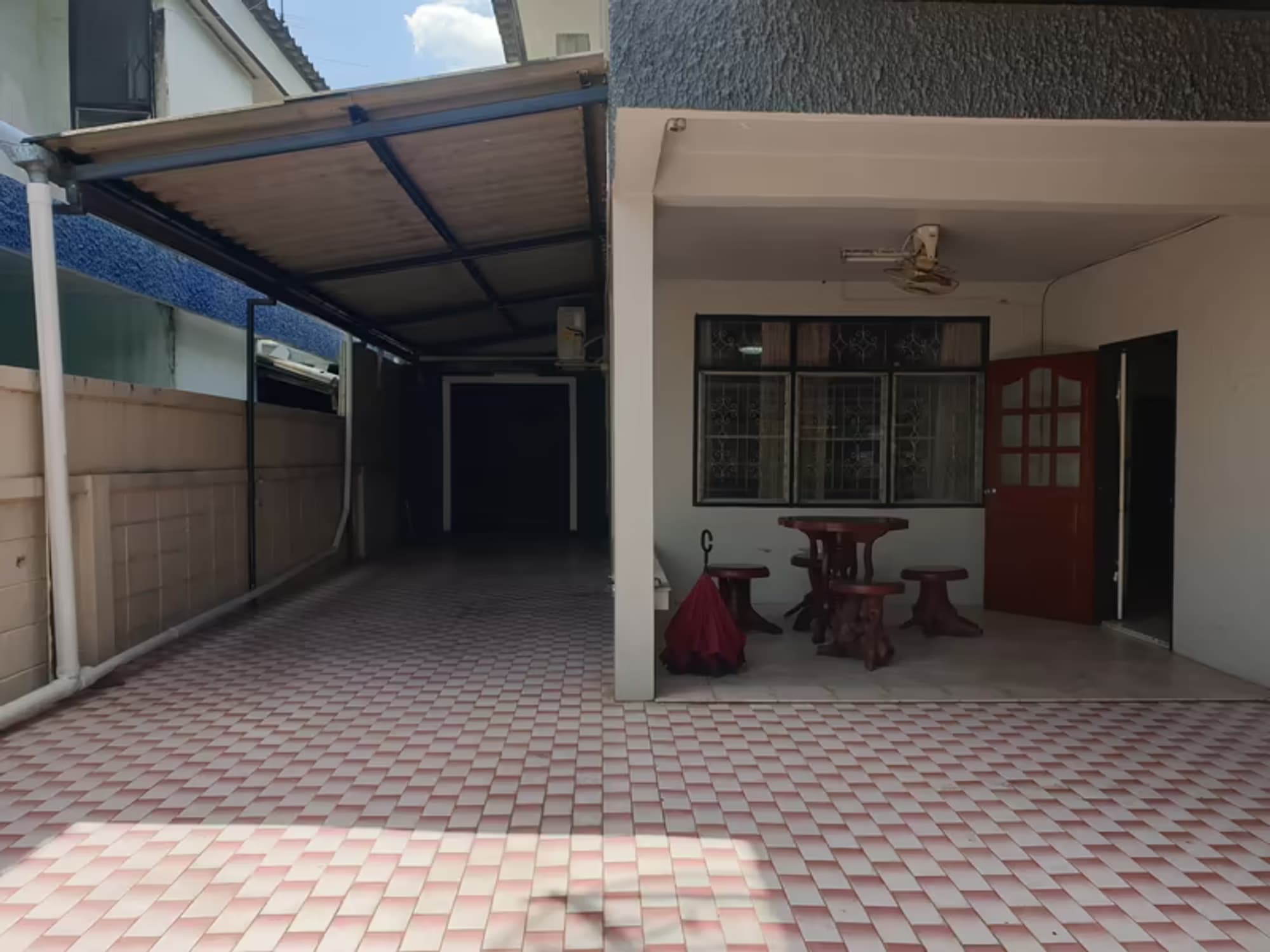 House for Rent in Huai Khwang. - Image 2