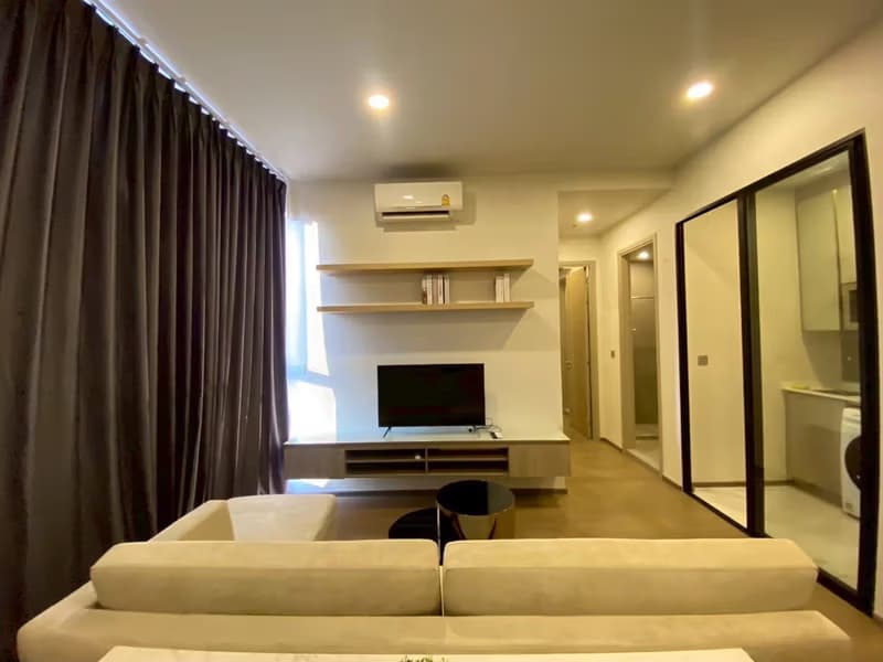 2 Bed Condo for Rent and Sale in Khlong Toei