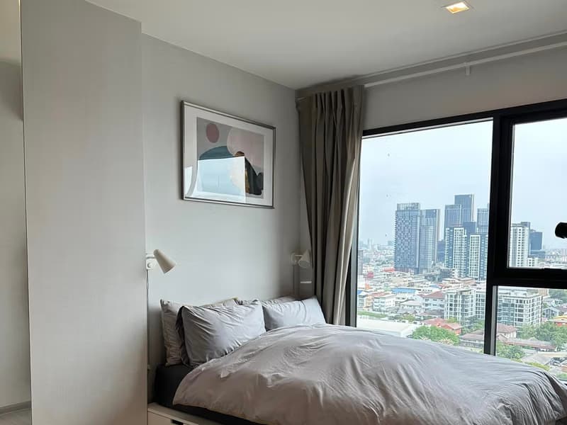 Condo for Rent at Life Sukhumvit 62